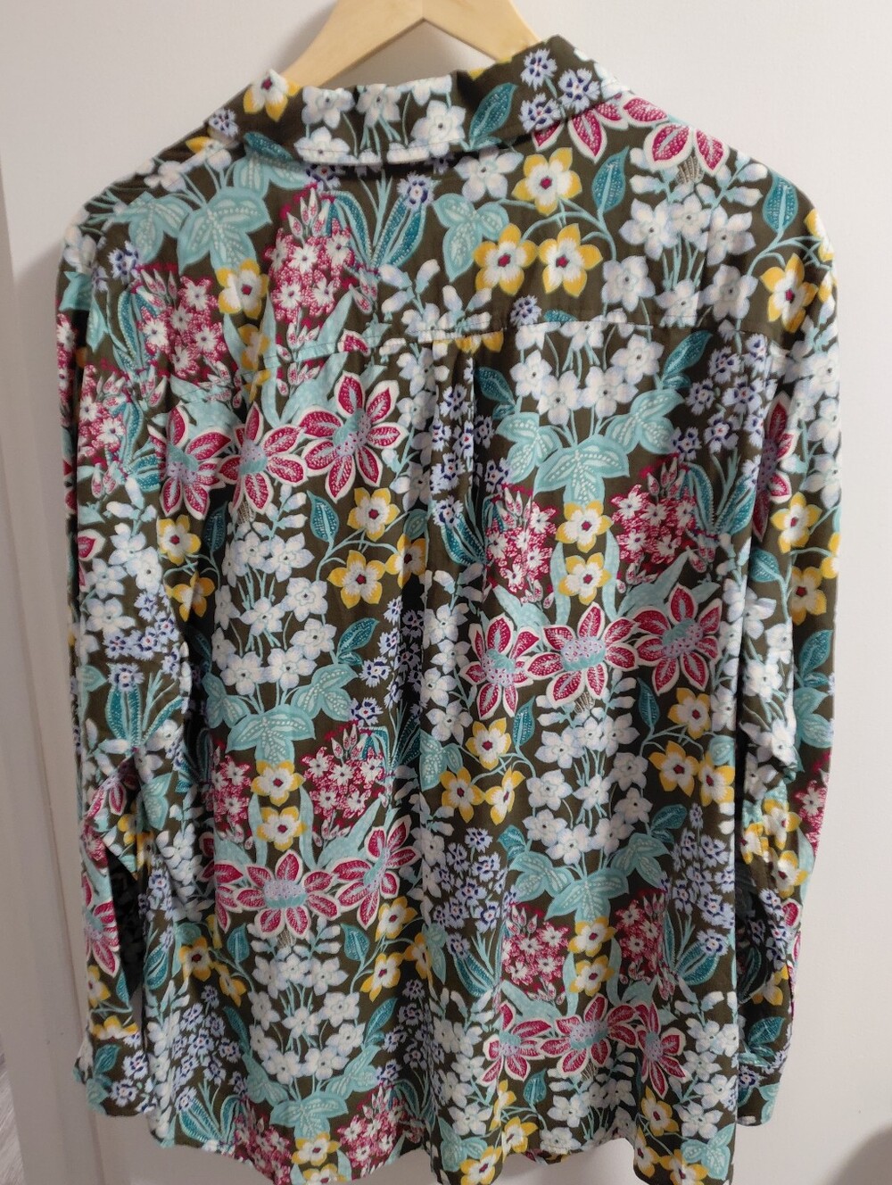 Talbots Women's Floral Button-Up Shirt Cotton Multicolor Print - Picture 2 of 7